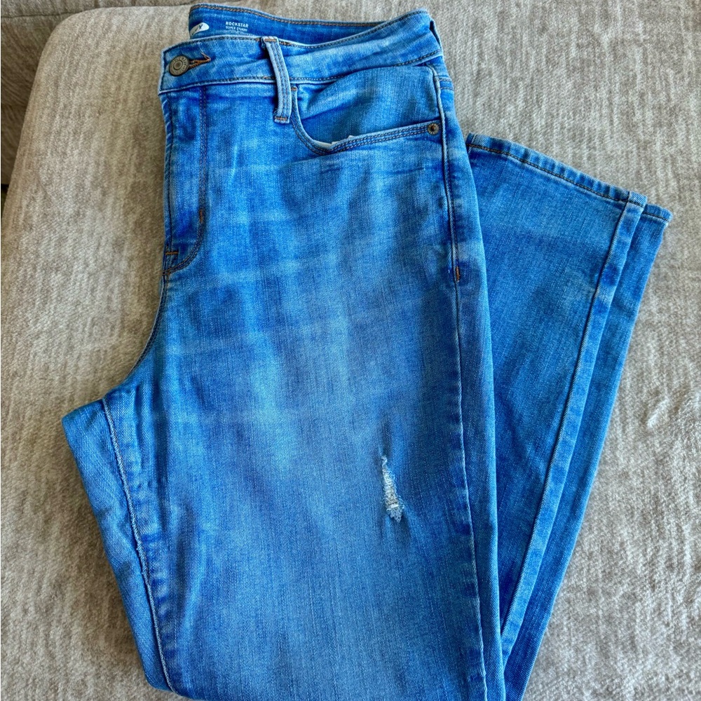Old Navy Women's Rockstar High Rise Super Skinny Jeans Light Wash Size 12 Petite